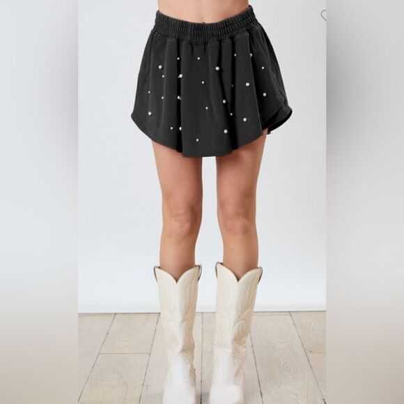 077. PEARL EMBELLISHED TERRY SKORT- BLACK - Picture 1 of 2